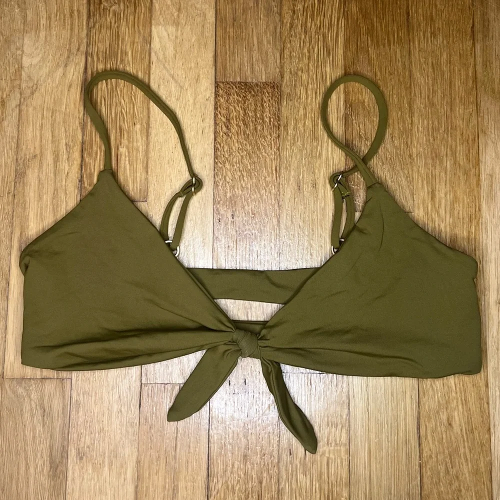L*Space Bikini Top - Picture 3 of 6